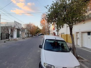 EXCELENTE PH DE 3 AMB MUY LUMINOSO Y AMPLIO ULTIMA UNIDAD EN EL LOTE CON GRAN PATIO Y MUY BONITO JARDIN