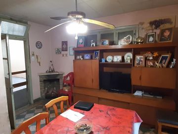 EXCELENTE PH DE 3 AMB MUY LUMINOSO Y AMPLIO ULTIMA UNIDAD EN EL LOTE CON GRAN PATIO Y MUY BONITO JARDIN
