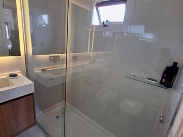 4 AMB, PISCINA , SUM, SAUNA , DSEG 24 HS , COCHERA , A NUEVO