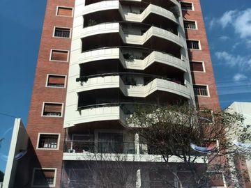 4 AMB, PISCINA , SUM, SAUNA , DSEG 24 HS , COCHERA , A NUEVO