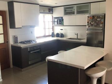 4 AMB, PISCINA , SUM, SAUNA , DSEG 24 HS , COCHERA , A NUEVO
