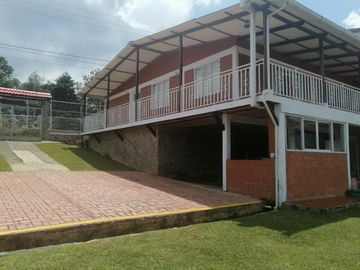 finca en venta en corregimiento el queremal. Cod V15333