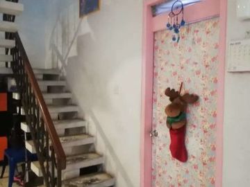 Rumah Masuk Komplek Belakang Universitas Esa Unggul