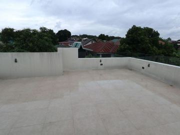 Ready to Move in House in Filinvest for sale at 30M PH1168