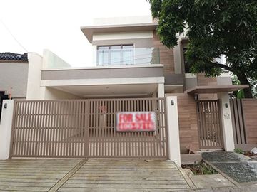 Ready to Move in House in Filinvest for sale at 30M PH1168