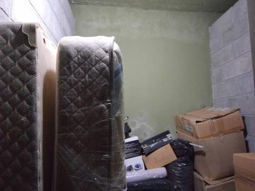 Depto tipo Duplex con coch y baul frente a plaza Zarraga