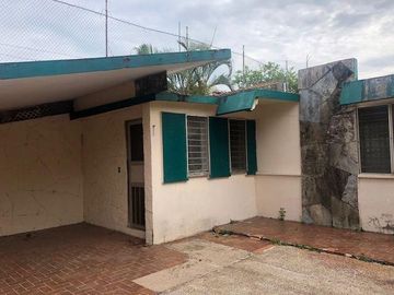 Casa en Venta, Nuevo León, Col. Petrolera.