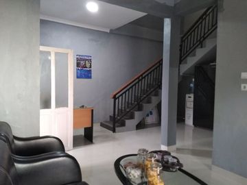 Rumah Terawat 2 Lantai Di Cipageran Dkt Alun-Alun Cimahi, Tol Baros