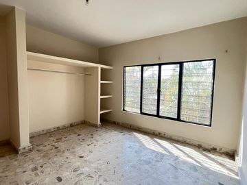 CASA EN VENTA A 3 MIN. DEL ZOCALO DE YAUTEPEC, MORELOS.