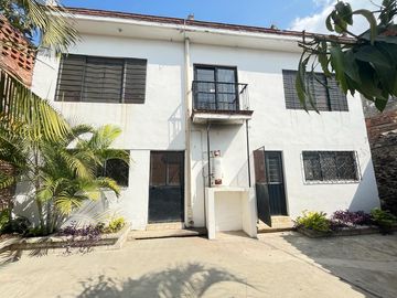 CASA EN VENTA A 3 MIN. DEL ZOCALO DE YAUTEPEC, MORELOS.
