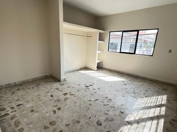 CASA EN VENTA A 3 MIN. DEL ZOCALO DE YAUTEPEC, MORELOS.