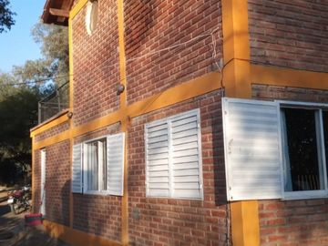 CASA 3 AMBIENTES EN AMPLIO LOTE EN SAN LUIS VENDE O PERMUTA POR PROPIEDAD EN MAR DEL PLATA