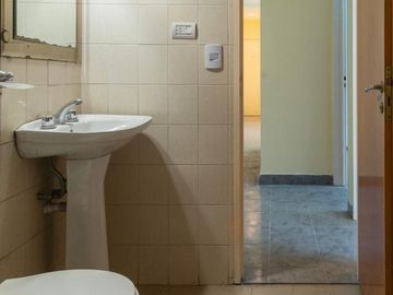 Departamento de 3 Ambientes en Monte Castro