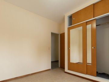 Departamento de 3 Ambientes en Monte Castro