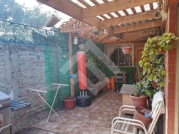 Casa en Venta en Berkley con Av. pajarito