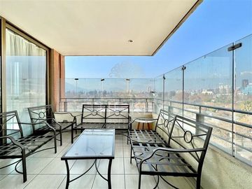 Departamento en Venta en Av. Américo Vespucio Norte - Candelaria Goyenechea