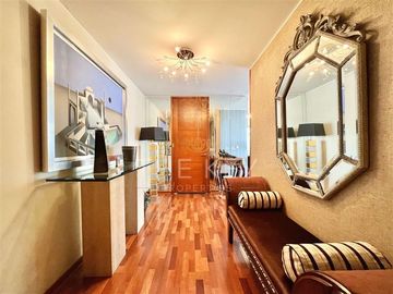 Departamento en Venta en Av. Américo Vespucio Norte - Candelaria Goyenechea