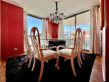 Departamento en Venta en Av. Américo Vespucio Norte - Candelaria Goyenechea