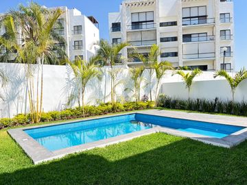 Casa en Fraccionamiento en Paraíso Country Club Emiliano Zapata - ROQ-1194-Fr