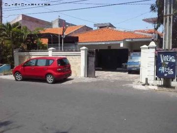 Rumah Raya Manyar, Murah, Siap Huni, Row Jalan 3 Mobil