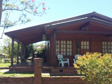 CABANA EN COUNTRY RINCON SANTA MARIA