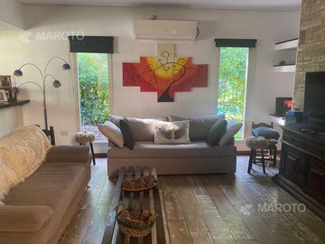 CASA EN VENTA EN FINCAS DE MASCHWITZ - MAROTO PROPIEDADES