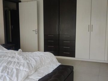 EN RENTA O VENTA LINDO DEPARTAMENTO EN MIRAVALLE DE 3 DORMITOROS - LINDA VISTA