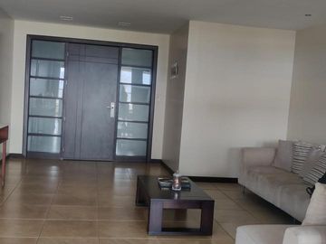 EN RENTA O VENTA LINDO DEPARTAMENTO EN MIRAVALLE DE 3 DORMITOROS - LINDA VISTA