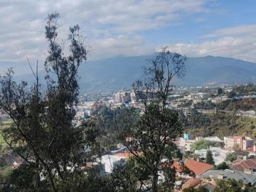 EN RENTA O VENTA LINDO DEPARTAMENTO EN MIRAVALLE DE 3 DORMITOROS - LINDA VISTA