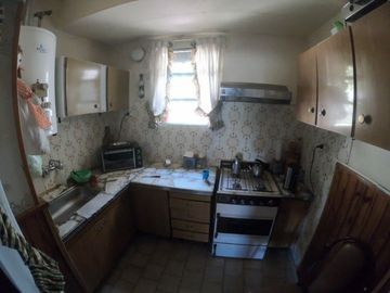 VENTA: CASA DE 2 DORMITORIOS EN SANTA ROSA, BARRIO NUESTRA SEÃORA DE LUJAN