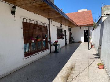 Casa en venta en Wilde Centro