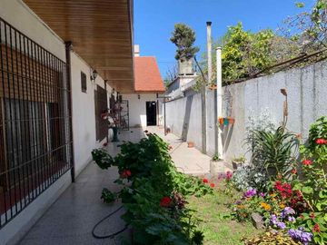Casa en venta en Wilde Centro