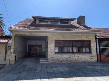 Casa en venta en Wilde Centro