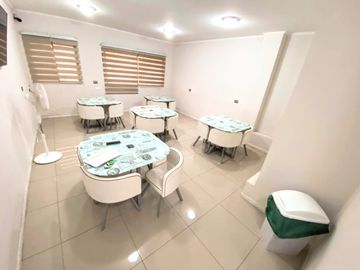 HOTEL NIVEL EJECUTIVO CENTRAL 37 PERSONAS