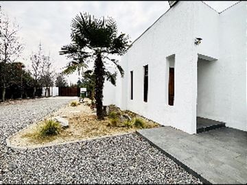 Casa en arriendo 3d, en exclusivo Condominio de Chicureo