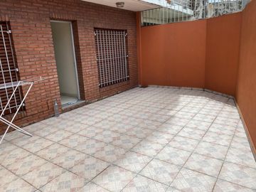 DEPTO. 3 AMB C/ PATIO
