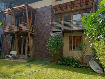 Dijual Rumah Cantik Terawat Komplek Resor Dago Pakar Bandung Utara