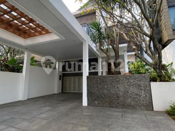 Rumah Mewah di Cilandak Sebrang Citos