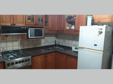 Departamento en Venta en Caballito 4 ambientes 3 baños 95 m2 + balcón, al frente - Rivadavia 5100