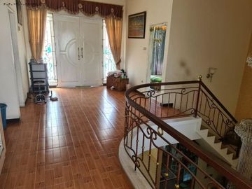 Rumah Purimas Hadap Utara, Strategis Listrik 5500wt Rpadm