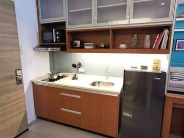 4SALE: 1BR PREMIERE @HARBOUR PARK RESIDENCES-MANDALUYONG