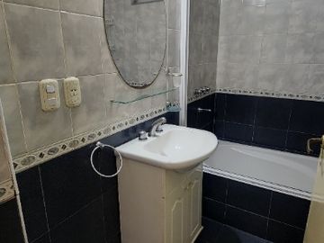 Departamento Tipo Casa en venta en Caseros