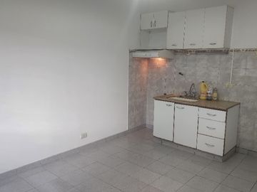 Departamento Tipo Casa en venta en Caseros