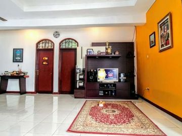 Rumah luas strategis siap huni perumahan pondok kopi