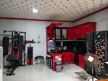 DIJUAL CEPAT RUMAH RENOVASI FULL FURNISHED DI CILANGKAP DEPOK
