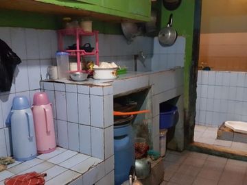 Rumah Lama Cocok untuk Kosan di Cikutra
