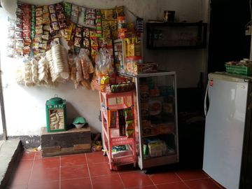 Rumah Lama Cocok untuk Kosan di Cikutra