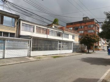 EXCELENTE INVERSION CASA EN VENTA EN EL BARRIO LA SOLEDAD