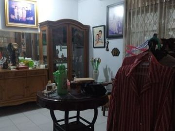 Rumah Second Mewah Harga Murah di Cempaka Putih Jakarta Pusat 1,3 M Akses Pruis Mobil