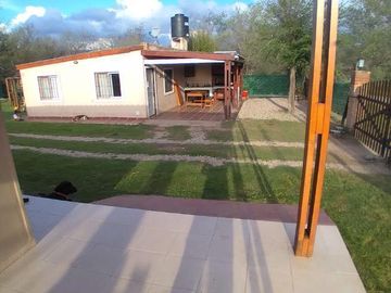 Complejo turístico a la venta en Cosquin! 5 unidades con 2 años de antiguedad!
